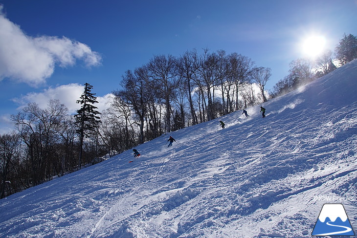 サッポロテイネ -11℃！空に舞い上がる粉雪。